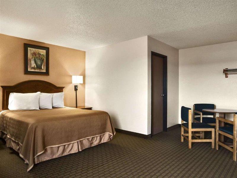 Travelodge By Wyndham Battle Creek Kültér fotó