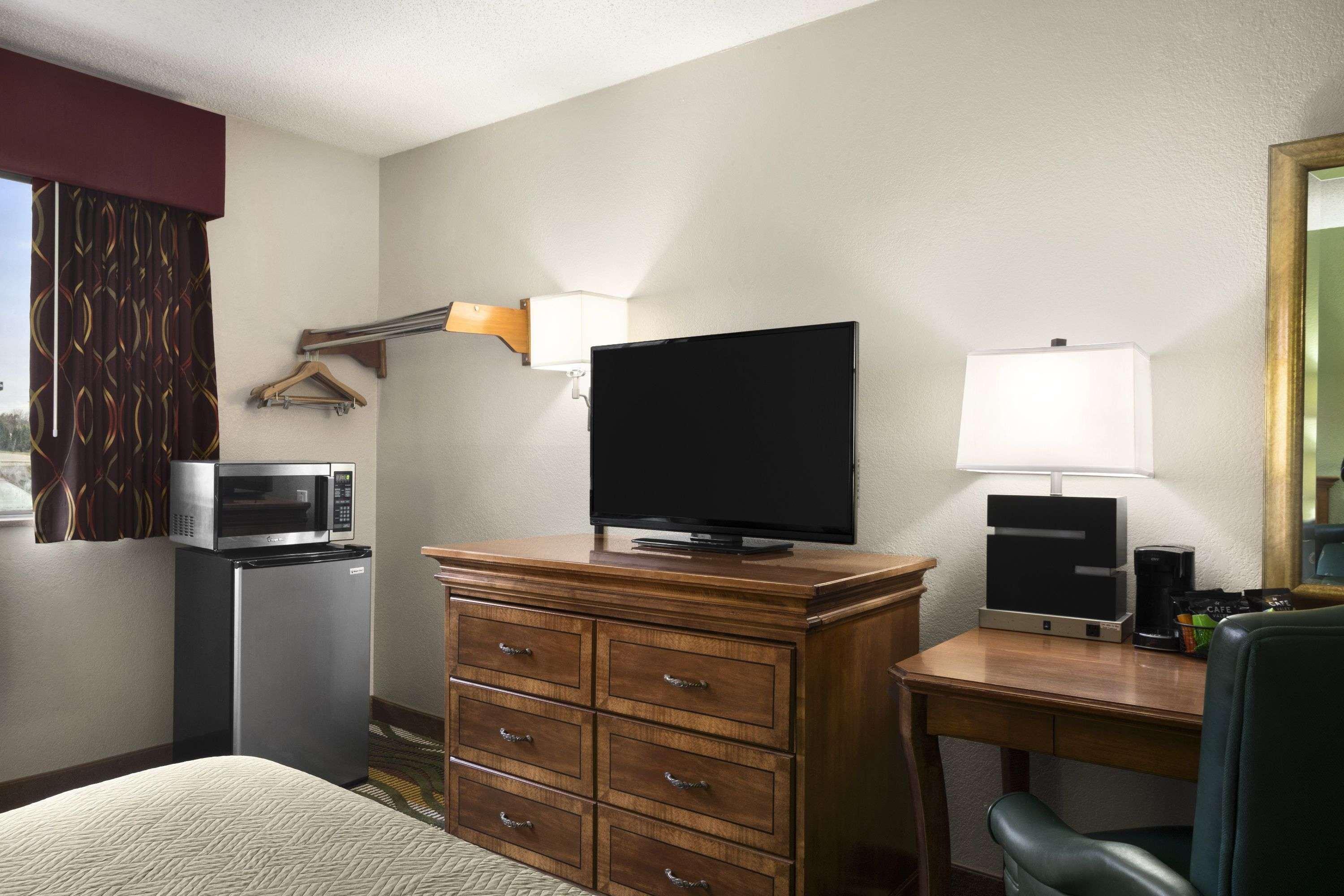 Travelodge By Wyndham Battle Creek Kültér fotó